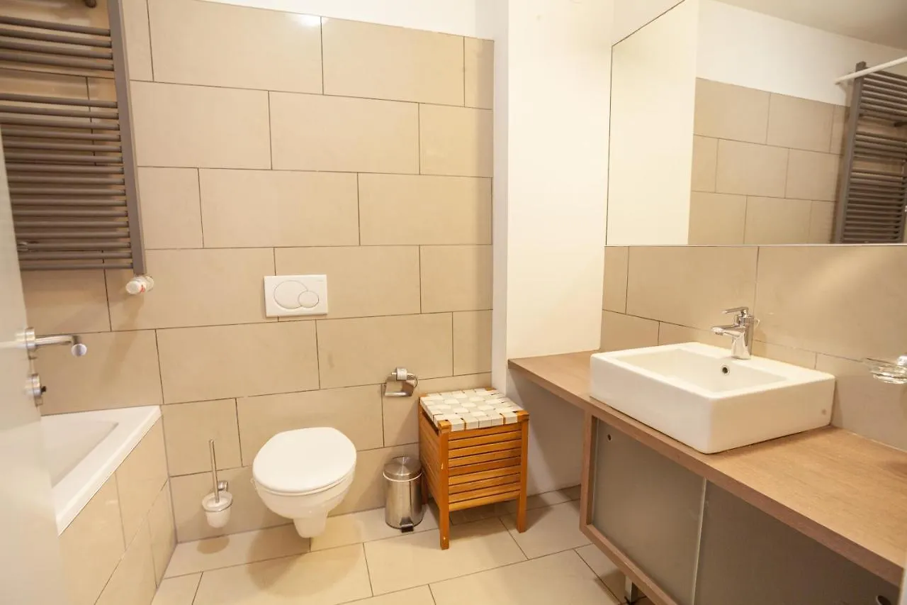 아파트 Luxury Suites Castel By Rikas Hotels 안트베르펜