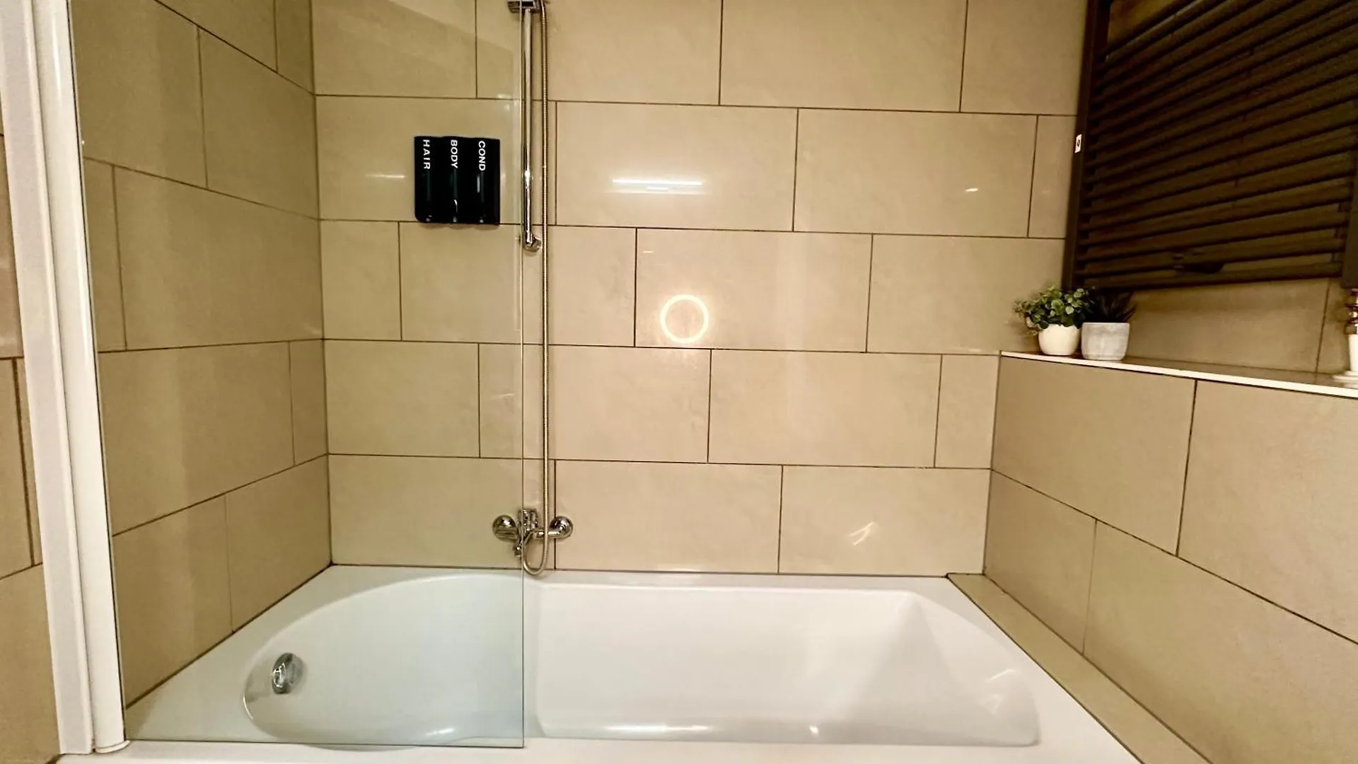 Luxury Suites Castel By Rikas Hotels 안트베르펜