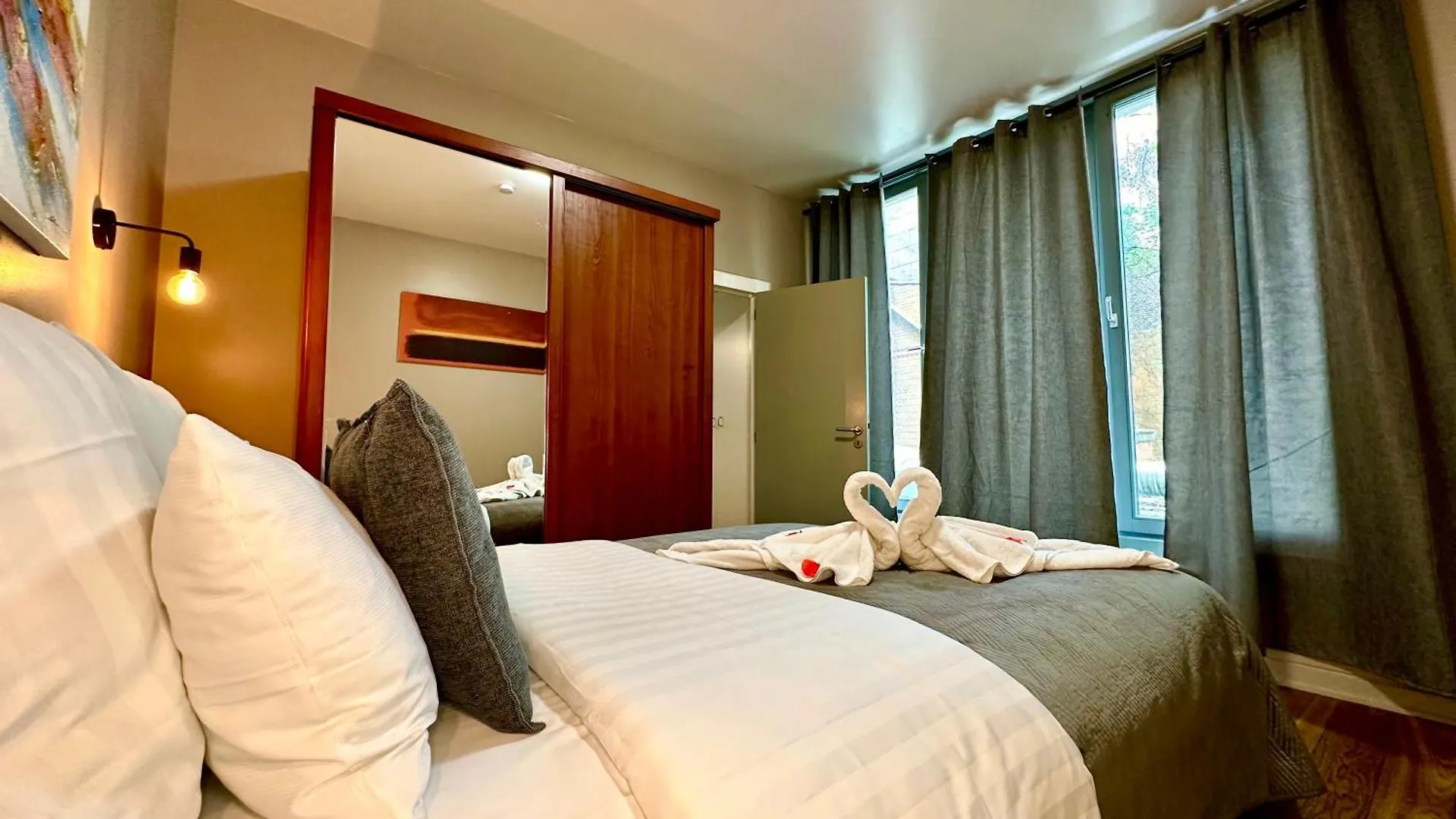 Luxury Suites Castel By Rikas Hotels 안트베르펜 아파트