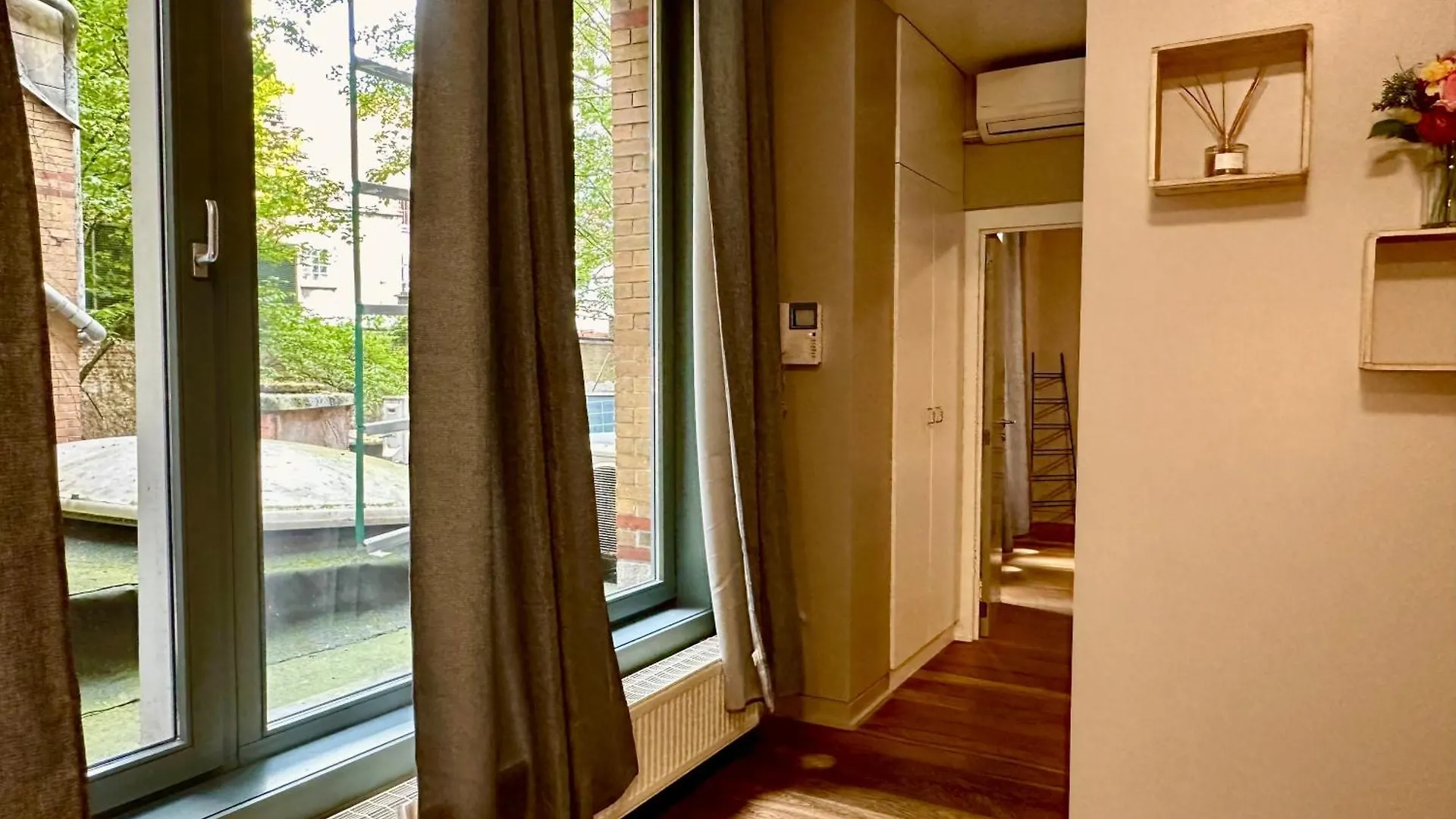 아파트 Luxury Suites Castel By Rikas Hotels 안트베르펜